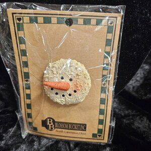 Blossom Bucket Snowman pin - NIP